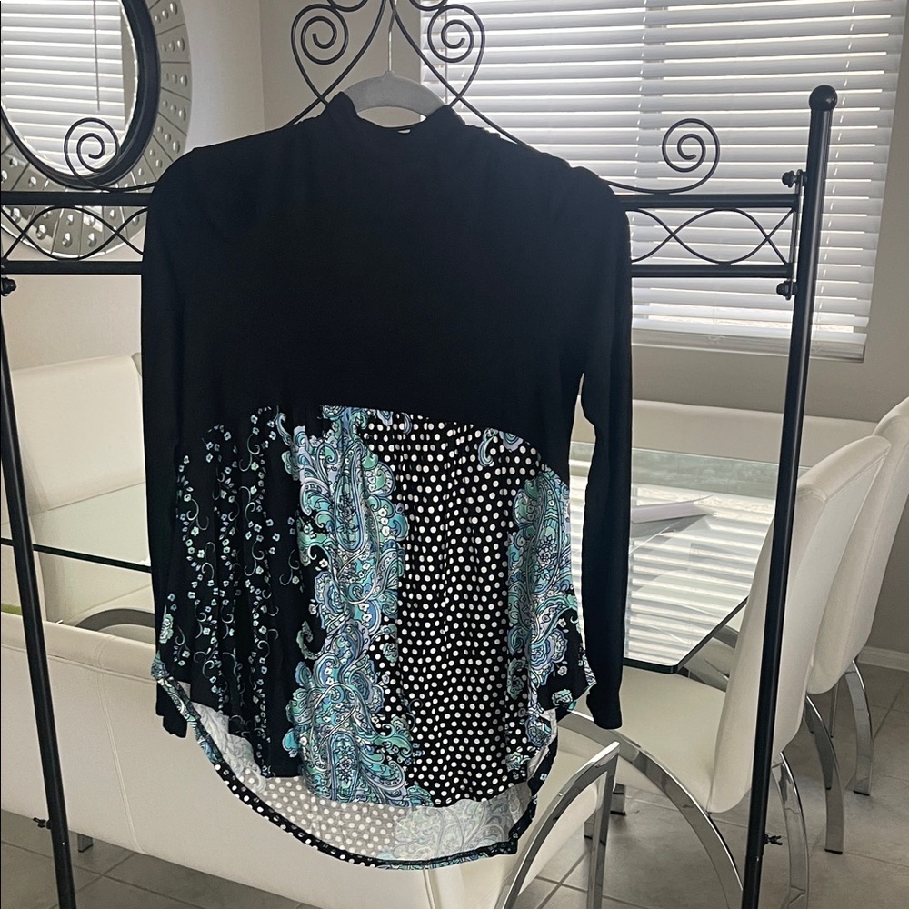 Annabelle Black and Blue Patterned Blouse